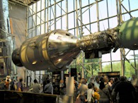 423931589 National Air and Space Museum, Apollo-Soyuz
